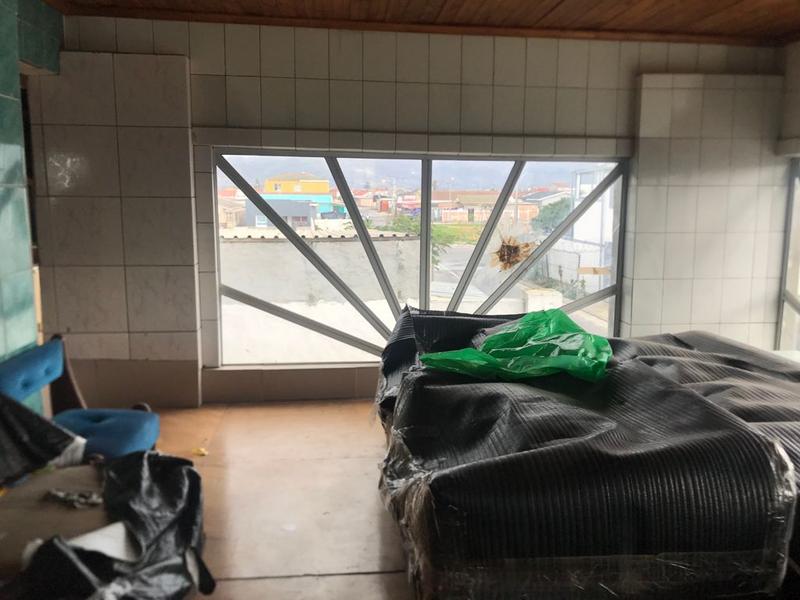 9 Bedroom Property for Sale in Seawinds Western Cape